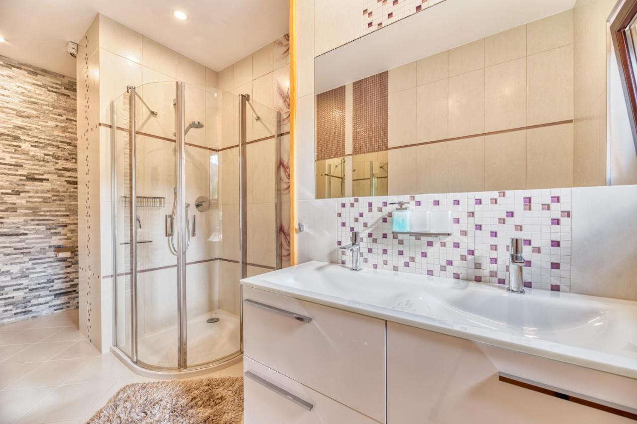 Karkonoski Klimat - Apartamenty Z Sauna, Balia I Jacuzzi มิลคุฟ ภายนอก รูปภาพ